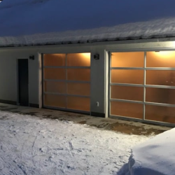Garage dooor